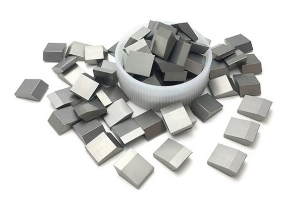 Cemented Tungsten Carbide Saw Tips